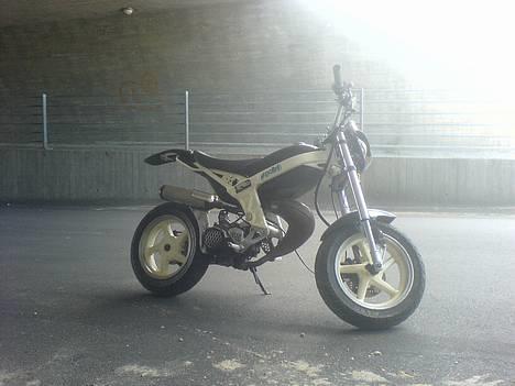 Suzuki Street Magic Solgt billede 9