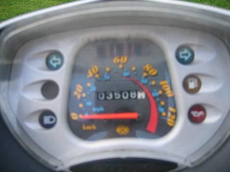 Suzuki Estilete  "SOLGT" ! billede 2