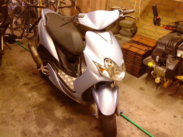 Yamaha JogR "Undulaten" - nyt billede d. 20/6 08 billede 1