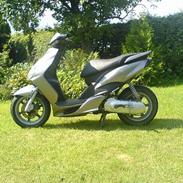 Yamaha Jog r -- Solgt --