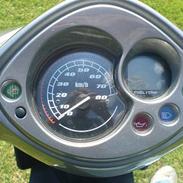 Yamaha Jog r -- Solgt --