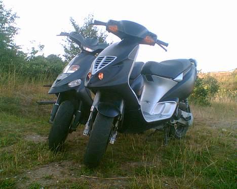 Gilera Stalker [Solgt] - Kasper´s NRG http://www.scootergalleri.dk/html/gal_visbil.asp?ID=93199 billede 6