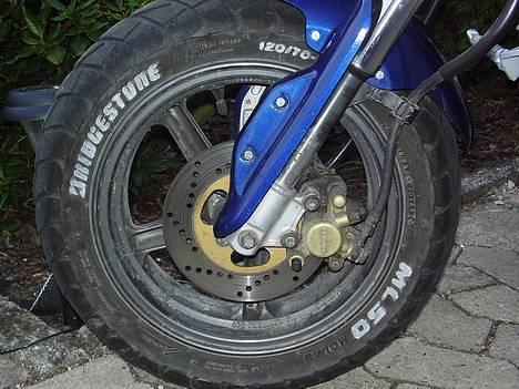 Suzuki street magic (byttet)  - dæk slrift billede 17