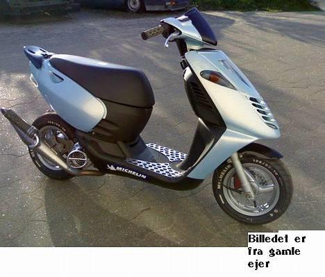 Aprilia Sonic GP - SOLGT billede 1