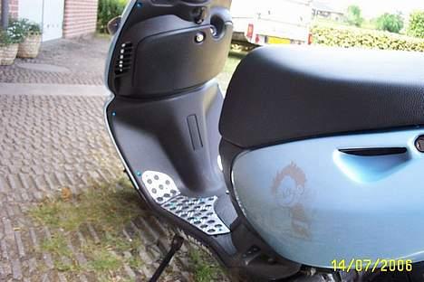 Aprilia Sonic GP - SOLGT billede 3