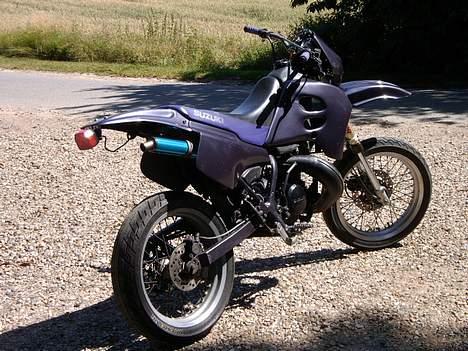 Suzuki ~ SmX ~  SOLGT  billede 5