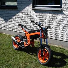 Suzuki STREET MAGIC SOLGT