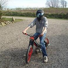 Puch Maxi > (Byttet til spy)