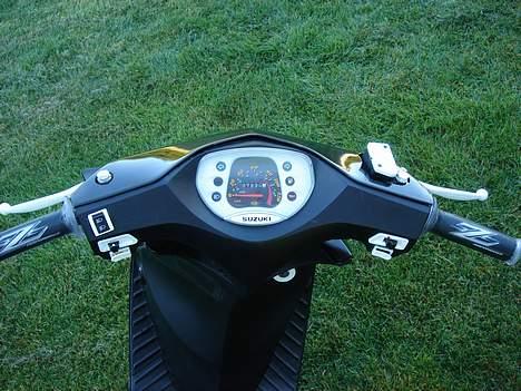 Suzuki Estilete - Har malet kontakterne o.s.v (gammelt billed) billede 8