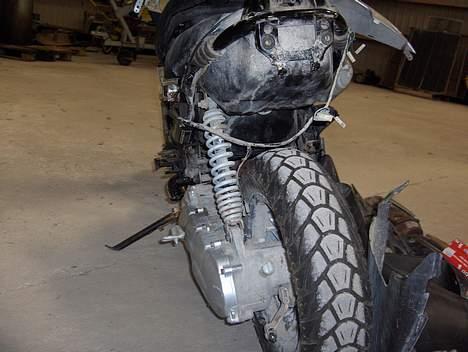 Yamaha jog r  $solgt$ billede 4