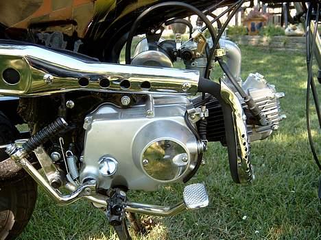 Honda Dax Kopi (Solgt) billede 9