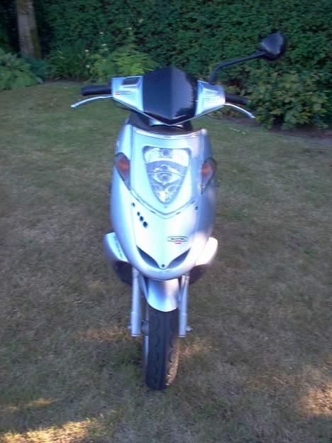 Aprilia sonic( Solgt) billede 1