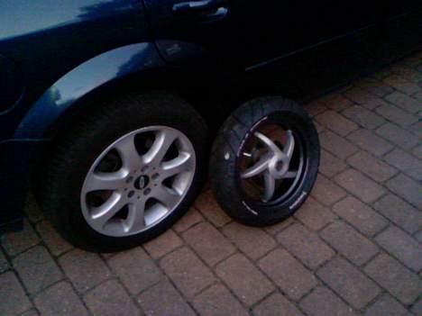 Yamaha Aerox / Projekt. - her sammen med mondeo´en billede 5