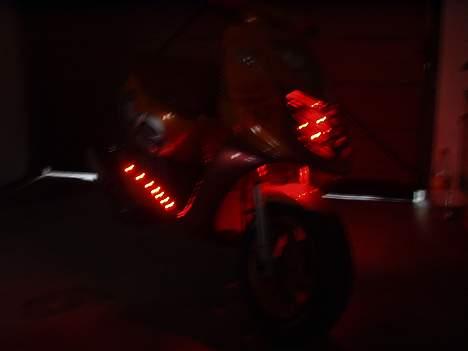 Aprilia Sonic »Airbrush« Byttet - Masser af dioder som kan tændes og slukkes via fjernbetjening :P billede 16