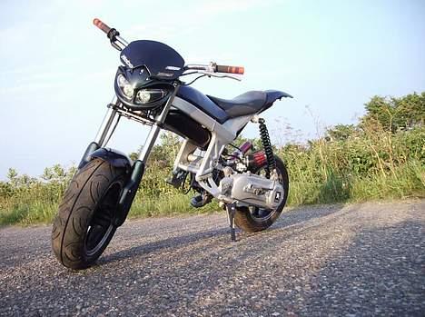 Suzuki Street Magic billede 1