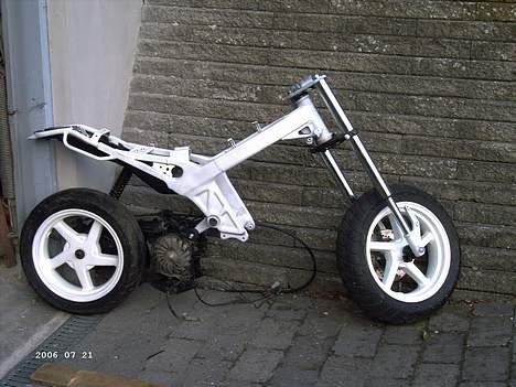 Suzuki Street Macine (gade racer billede 1