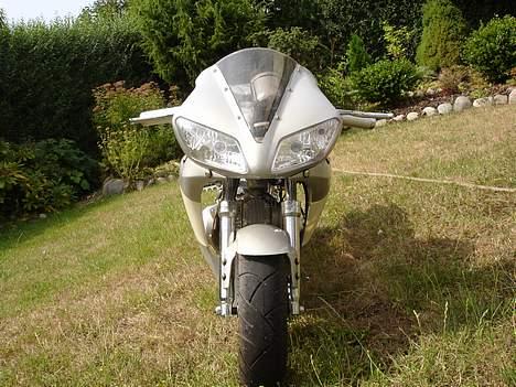 MiniBike Yamaha R6 *byttet* billede 2