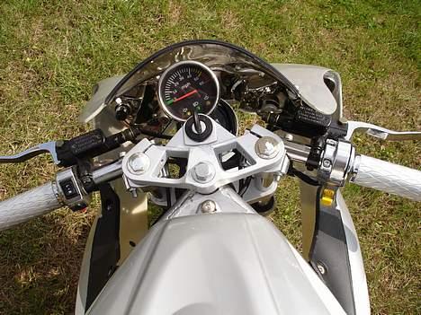 MiniBike Yamaha R6 *byttet* billede 5