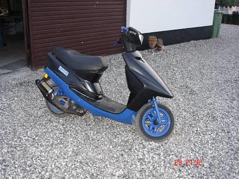 Yamaha Axis <SOLGT>(3600kr.) - Sådan ser den så ud nu . billede 1