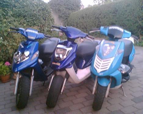 PGO Hot 50  - Banden :P billede 12