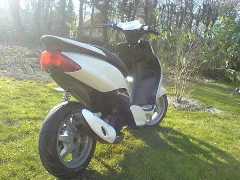 Yamaha Jog R Solgt billede 10