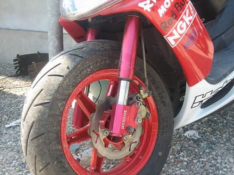 Yamaha Jog RR billede 1