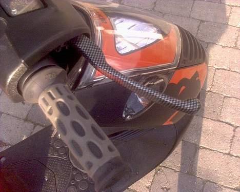 Aprilia Sonic Savner dig :') - Carbon Håndbremse billede 4