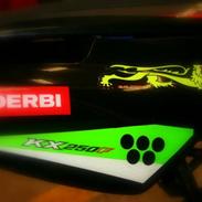 Derbi Senda X-treme Red Top MHR