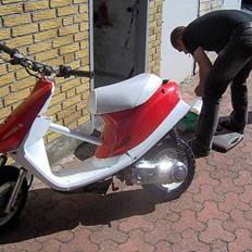 Yamaha Jog Solgt 9700.-