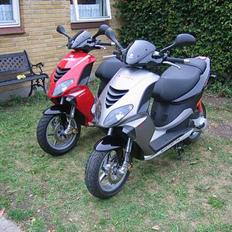 Piaggio nrg power x 2