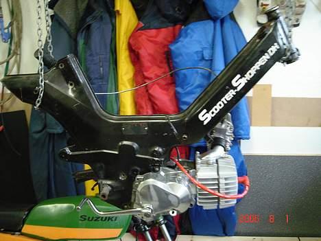 Puch maxi "GILARDONI" projekt - dejlig motor på gammelt stel billede 3