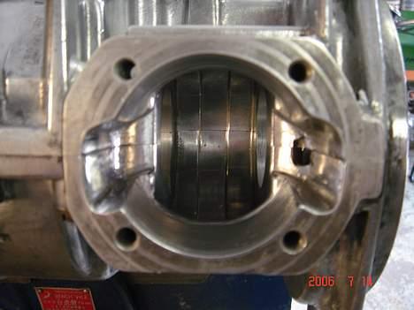 Puch maxi "GILARDONI" projekt - blueprintet/poleret krumtaphus og skyllekanaler billede 4