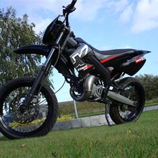 Derbi senda SM50.  SOLGT.