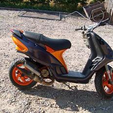 Piaggio NRG MC3 LC DD (solgt)