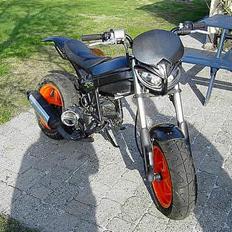 Suzuki Street Magic Solgt