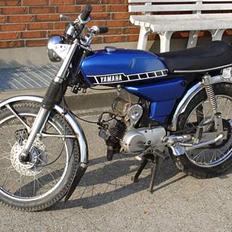 Yamaha 4 gear dx SOLGT