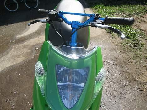 Aprilia sonic *Solgt* - mangler at få grillen sat på billede 9