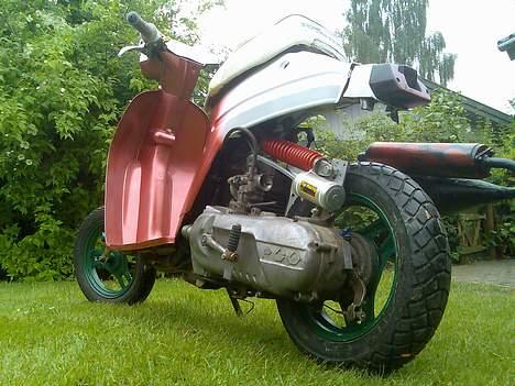 Honda minicomet - Totalskadet billede 1