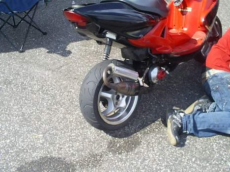 Yamaha aerox LC billede 10