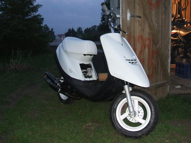 Yamaha jog Evo : SOLGT ! billede 1