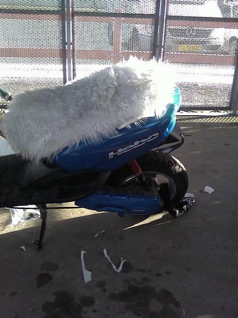 Yamaha neos ( BYTTET ) - så blev håndtagene hvide :) billede 6