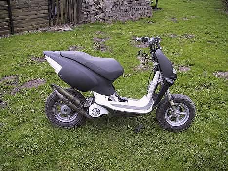 Aprilia rally. Solgt  - gammelt den er meget feder nu surt jeg ik få taget nye  billede 1