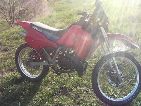 Suzuki RMX "SOLGT! billede 1