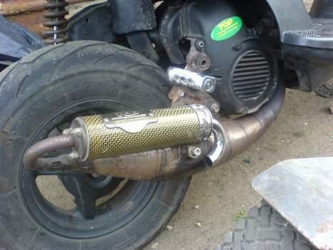 Yamaha BYTTET med dm50 + 5500 - og så li den fine nardo :P  billede 14