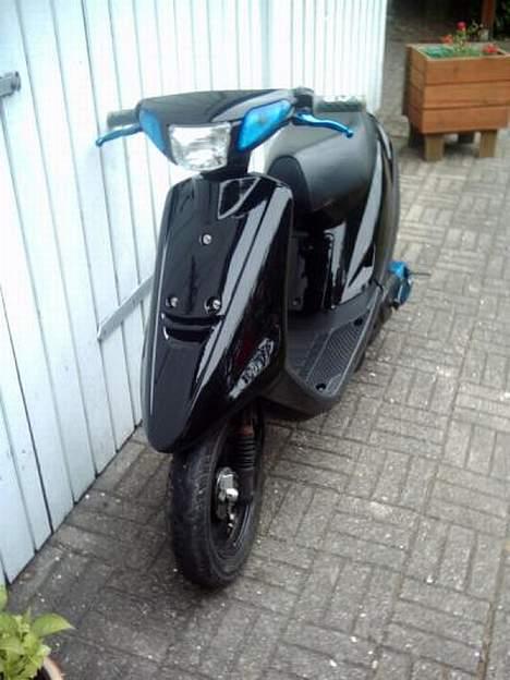 Yamaha jog (SOLGT) billede 2