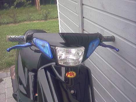 Yamaha jog (SOLGT) billede 8