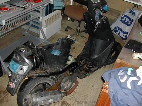 Yamaha Jog Solgt . billede 11