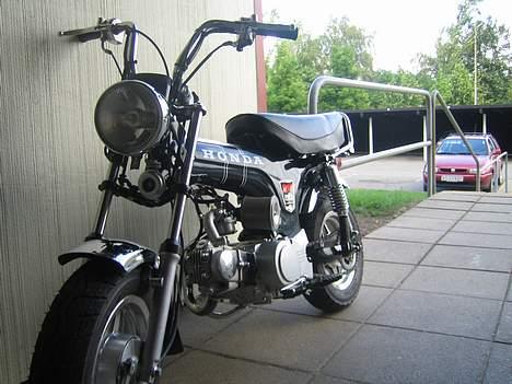 Honda dax billede 2