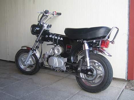 Honda dax billede 3