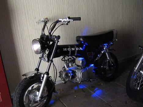 Honda dax billede 9